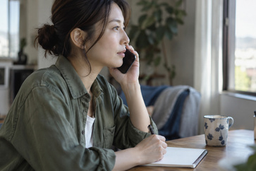 浮気調査の中間報告では何を確認する？事実と未確認を分ける聞き方